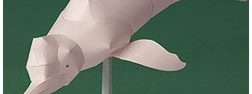 Papercraft recoratble del delfín rosado del Amazonas.