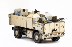 Papercraft del vehículo militar Tatra SOT.